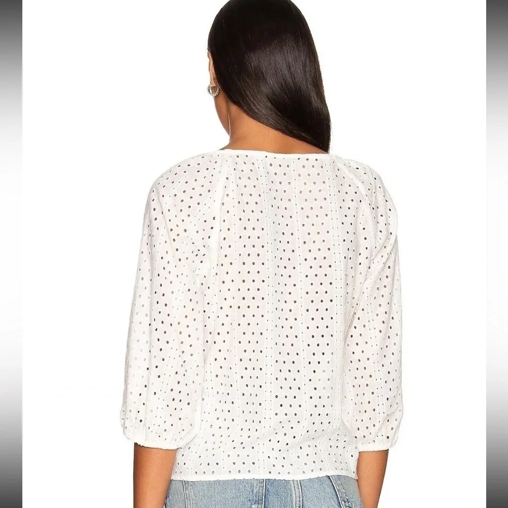 Sanctuary White Eyelet Adjustable Gathered Top size M
